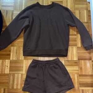 White Fox Boutique Brown Sweatshirt & Shorts Set